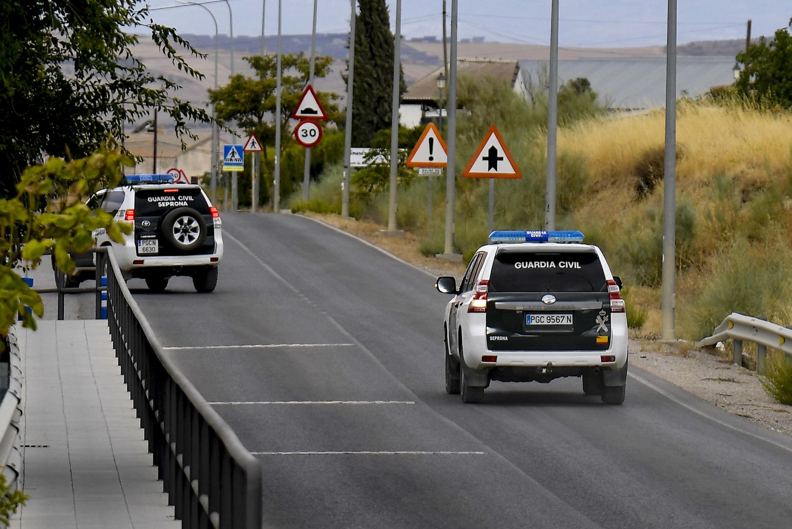 Fotos: así está siendo hoy la búsqueda de la pantera de Granada por tierra y aire