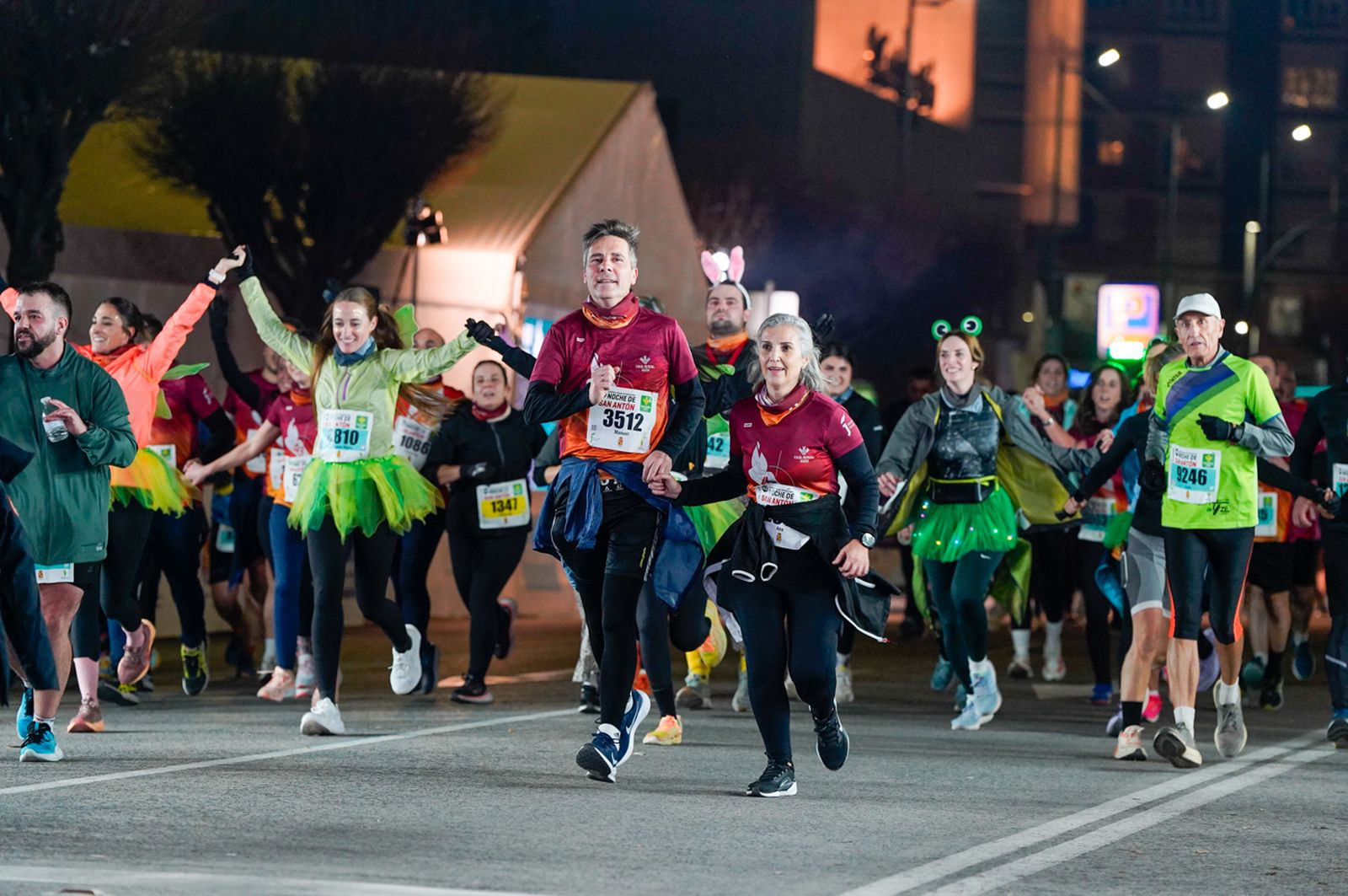 En imágenes: búscate en tu llegada a meta de la Carrera de San Antón 2026 (21)