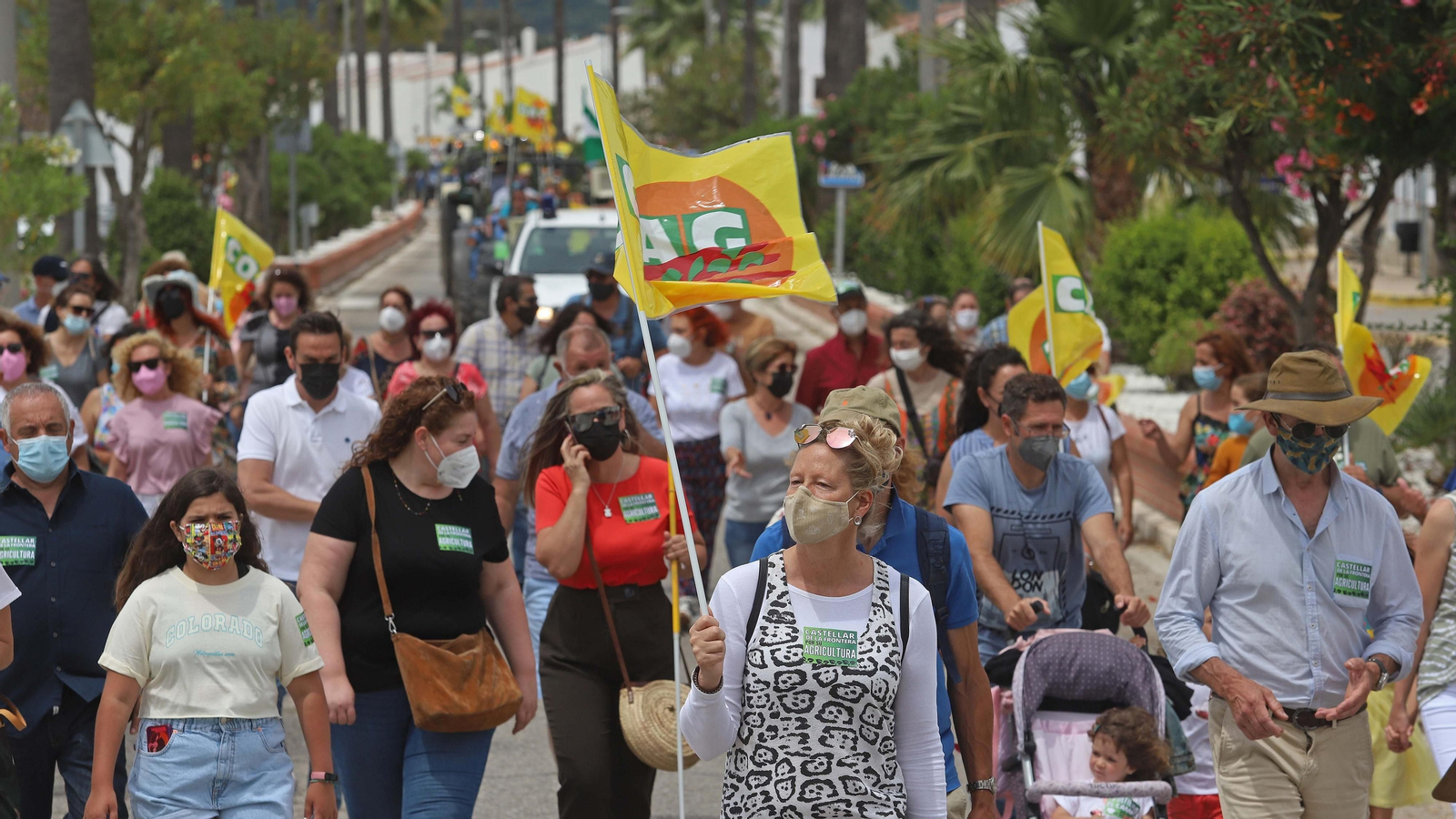 Fotos de la tractorada contra las fotovoltaicas en Castellar