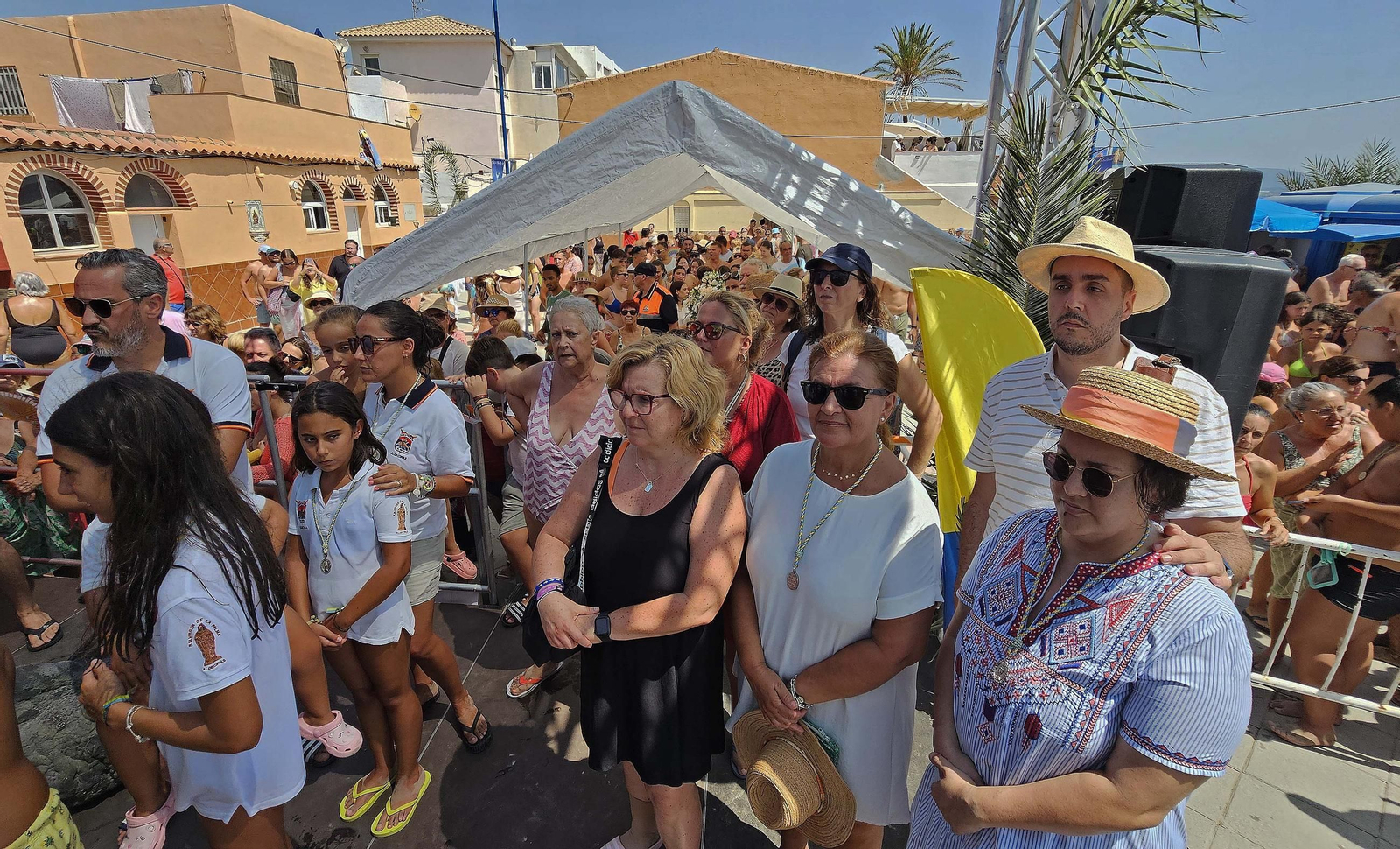 Las mejores fotos de la romería marítima de la Virgen de la Palma de Algeciras 2025