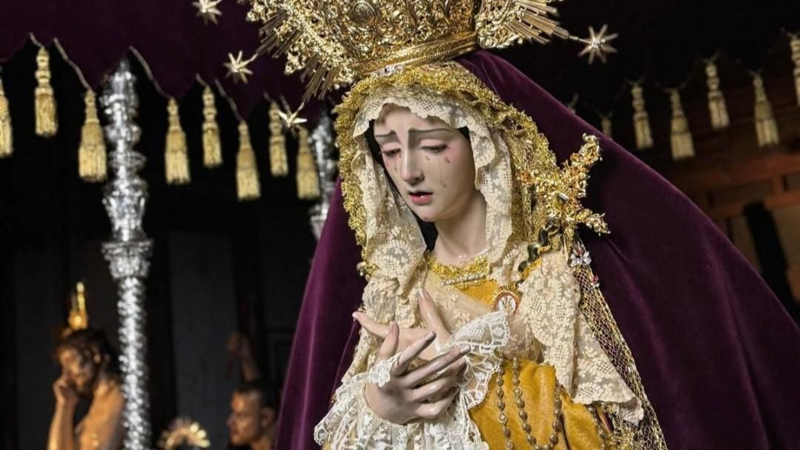 Fotogalería ‘Granada bajo palio’ 2025: María Santísima de los Remedios