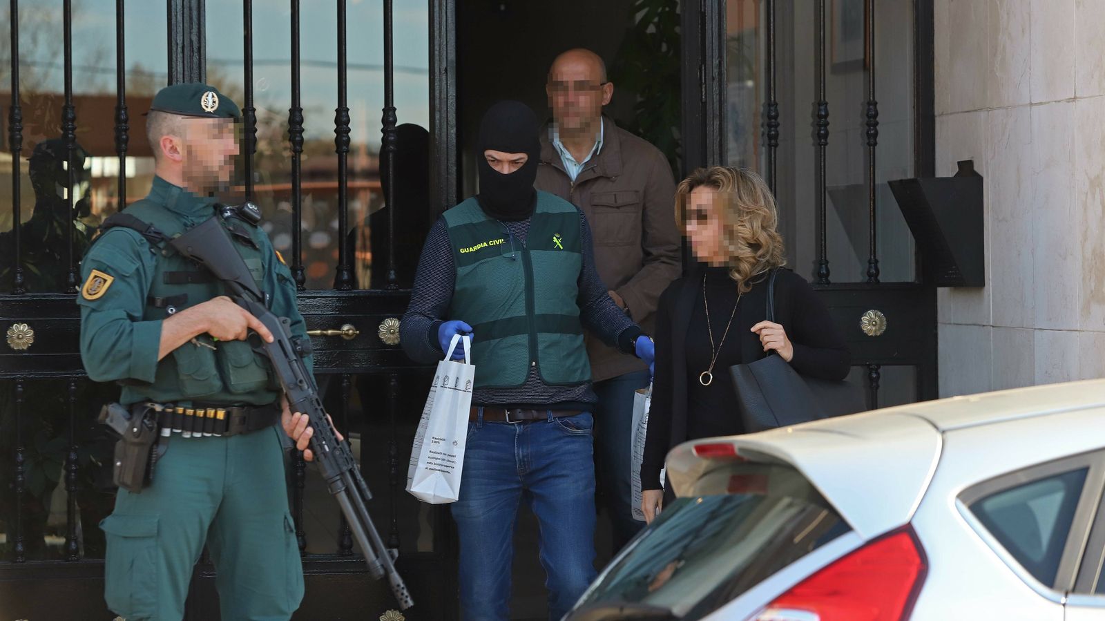 Fotos de los registros de la Guardia Civil en La Línea