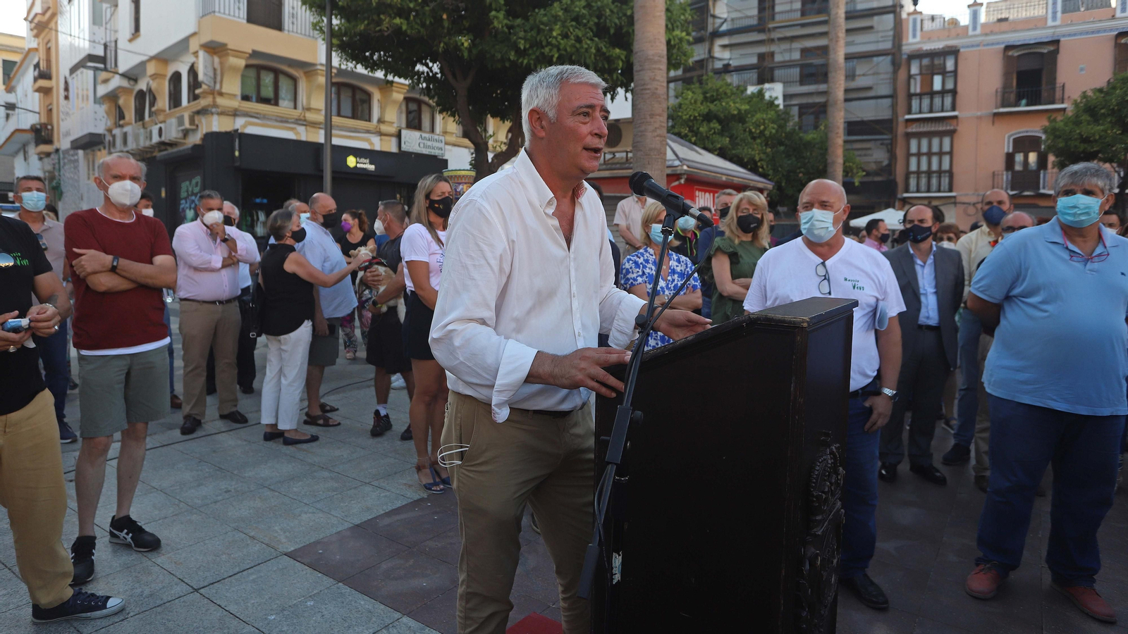 Fotos de la concentración en homenaje a José Luis Domínguez Iborra en Algeciras