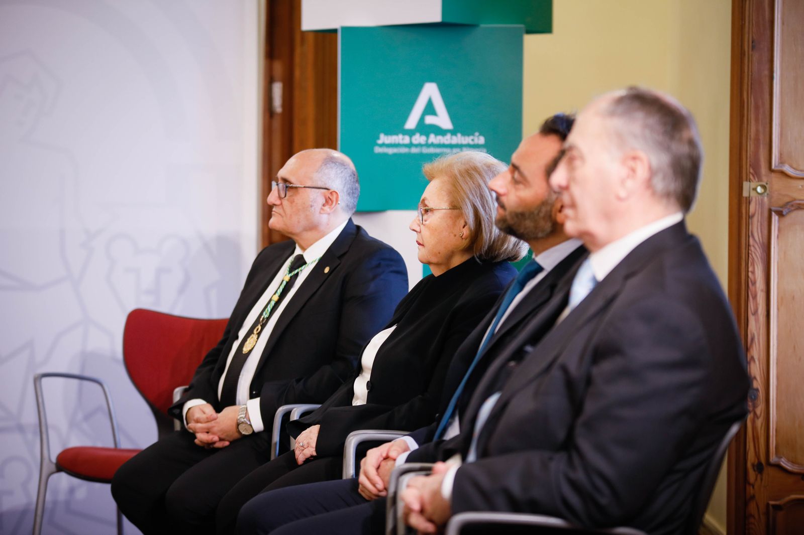Juan Manuel Martín Robles ingresa como académico de Historia de Andalucía y te lo contamos en imágenes