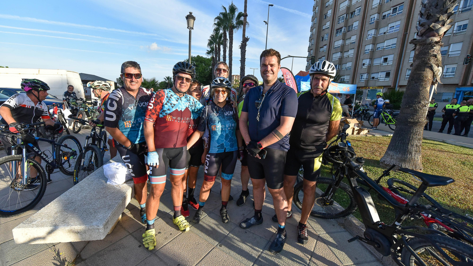 Marcha en bicicleta por la Semana de la Movilidad en La Línea, en imágenes
