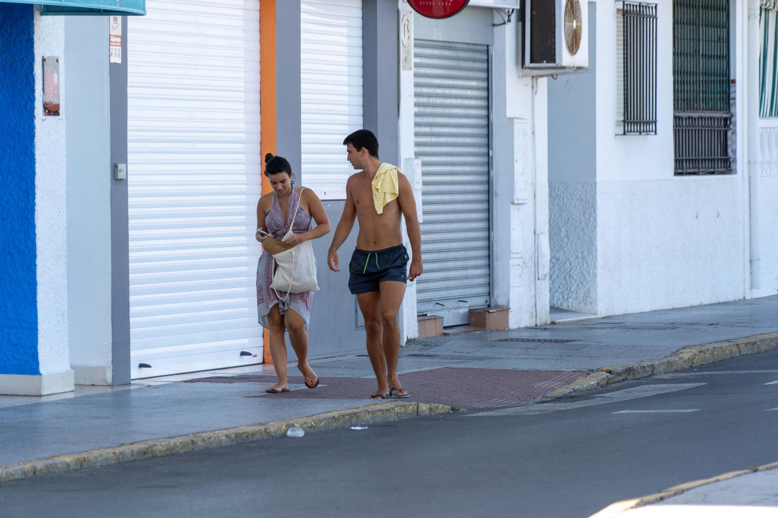 Imágenes de una tarde en el Paseo de la Ría de Punta Umbría