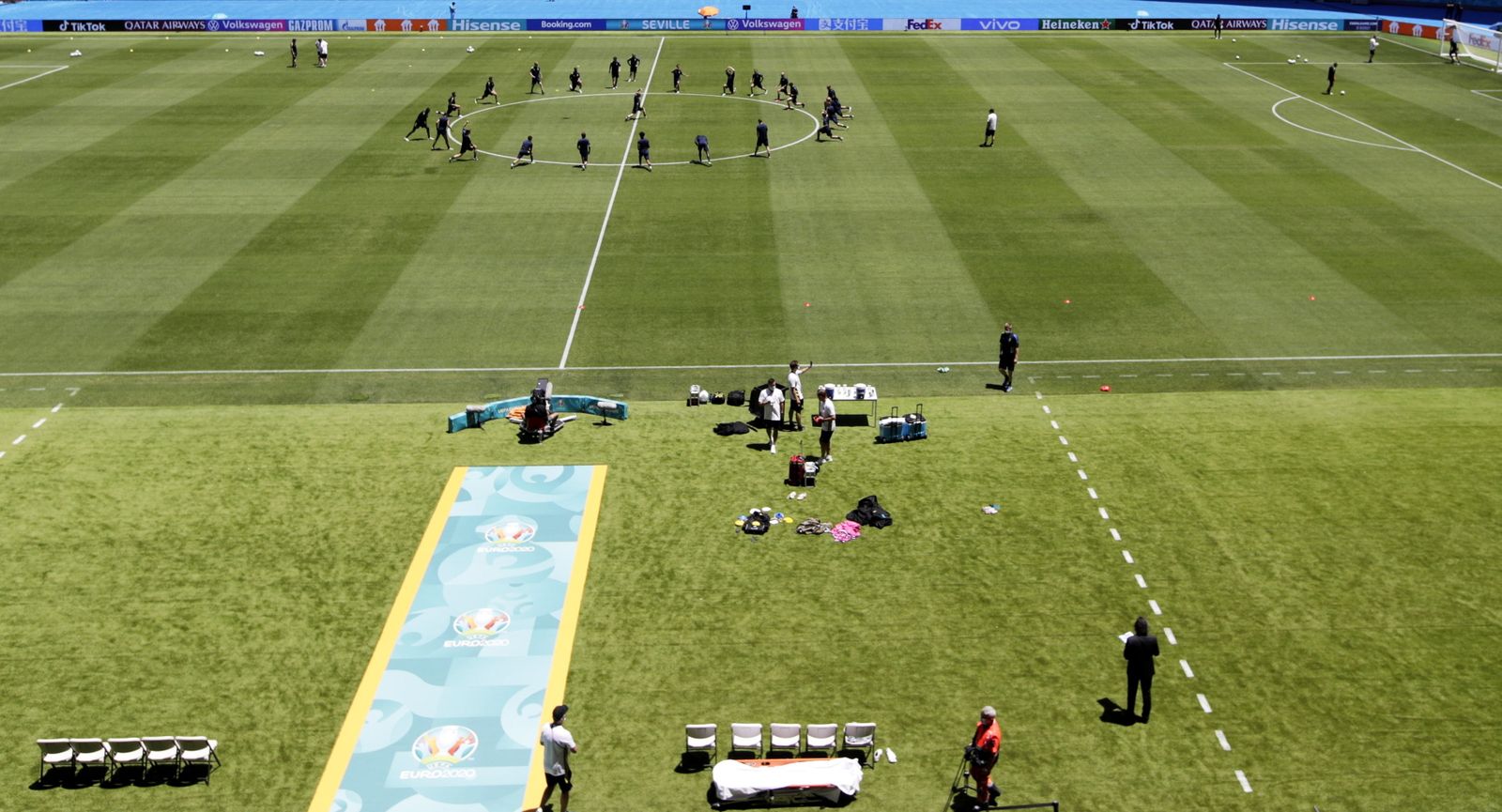 ¡Suecia entrena a las 14:30 en La Cartuja con 33 grados!