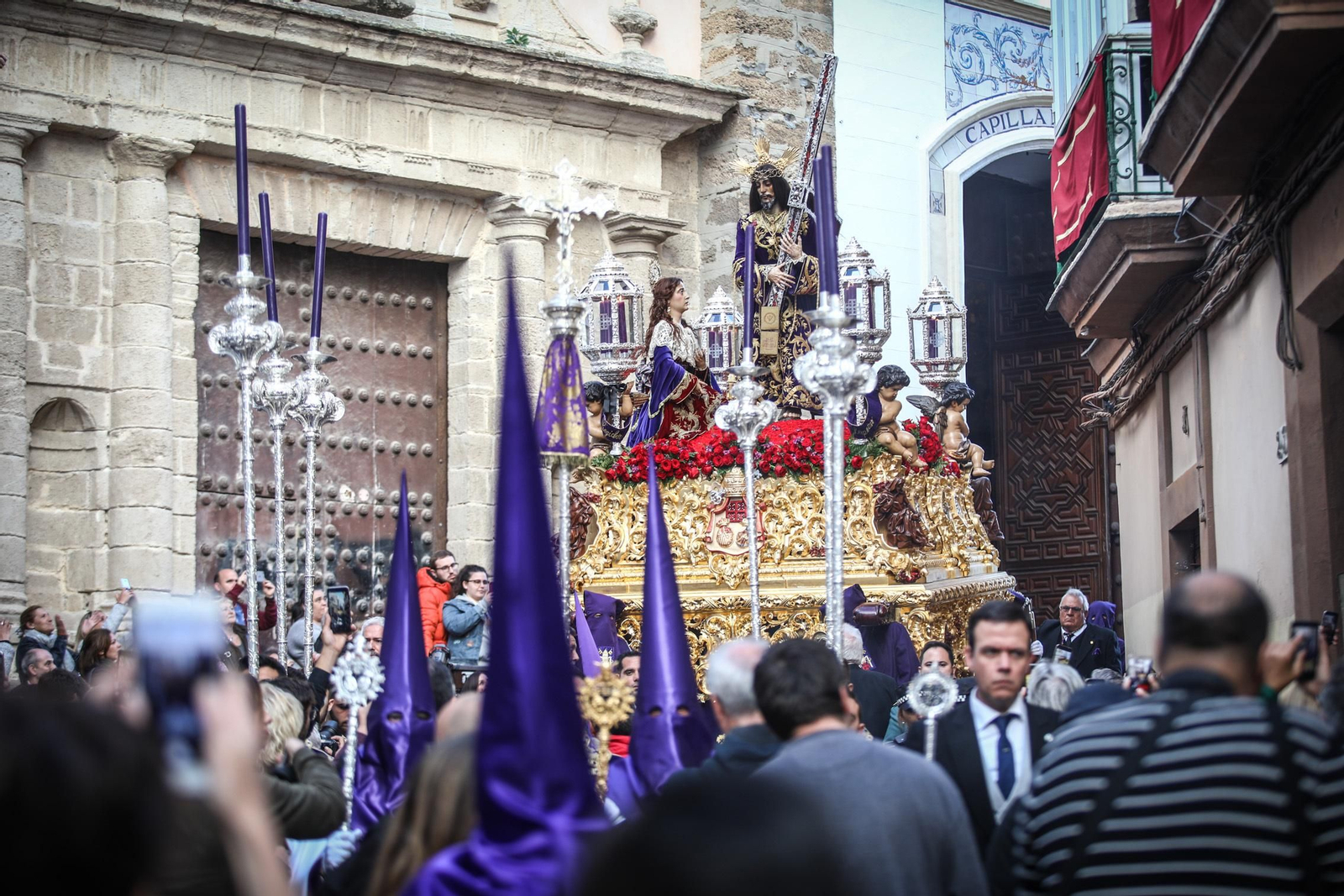 Salida procesional de la hermandad del Nazareno