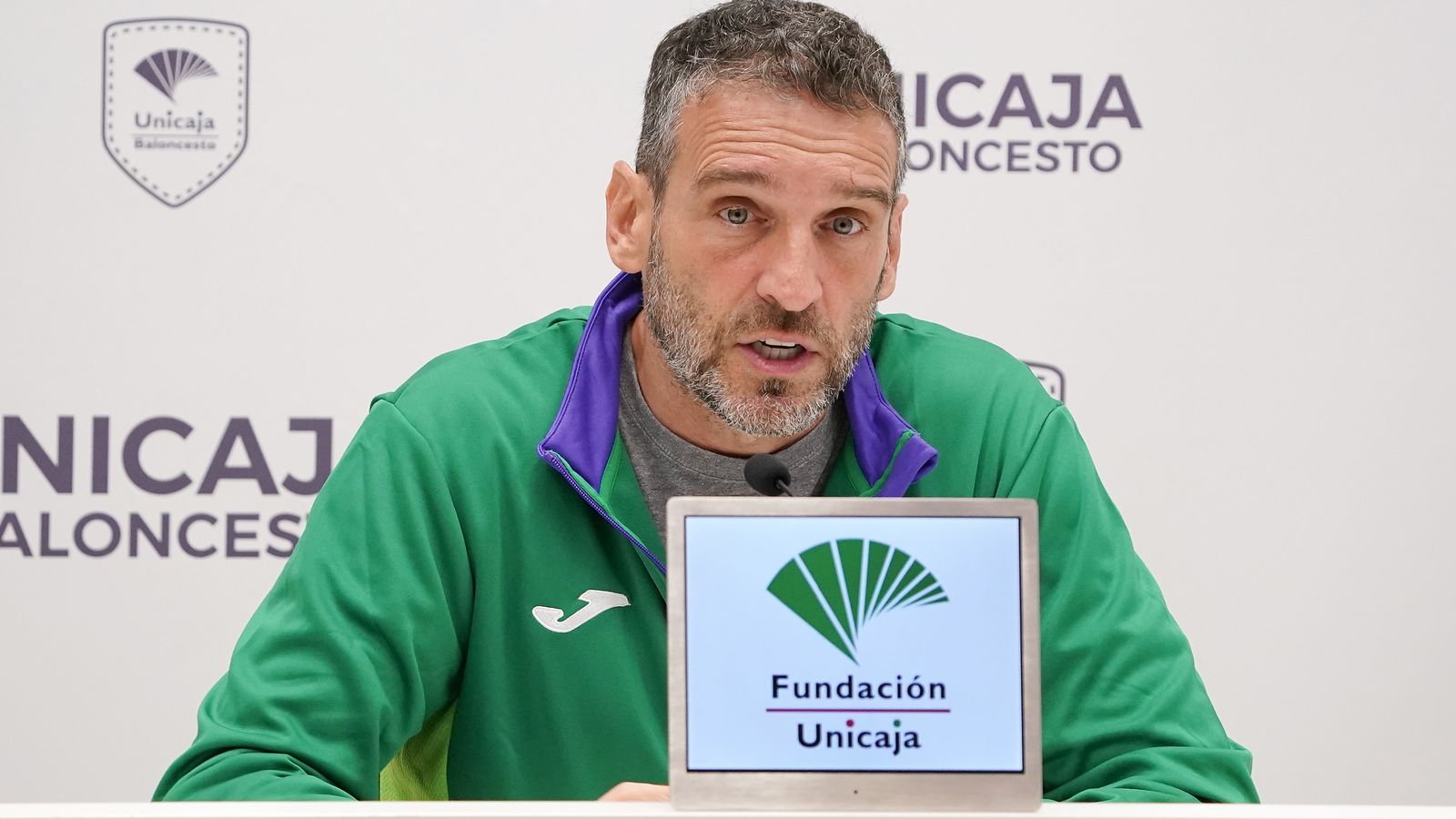 Ibon Navarro, durante la comparecencia.