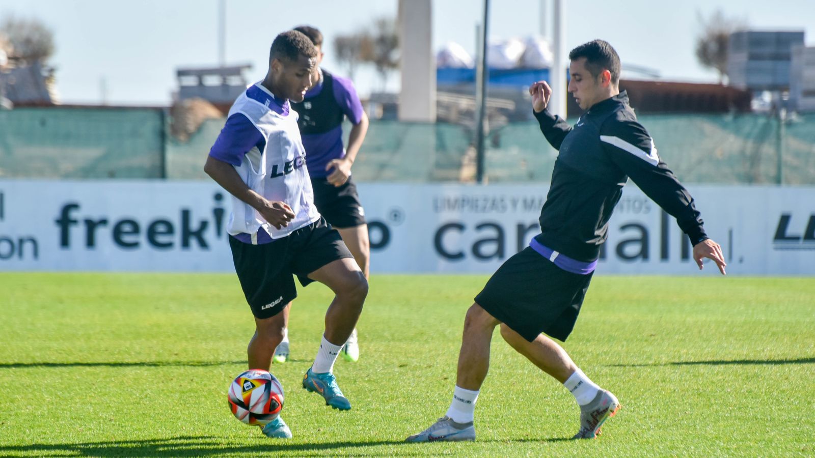Las fotos del entrenamiento de la Balona previo a la visita del líder Yeclano