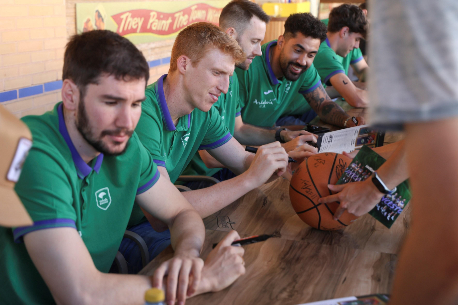 El Unicaja y la afición se dicen hasta luego