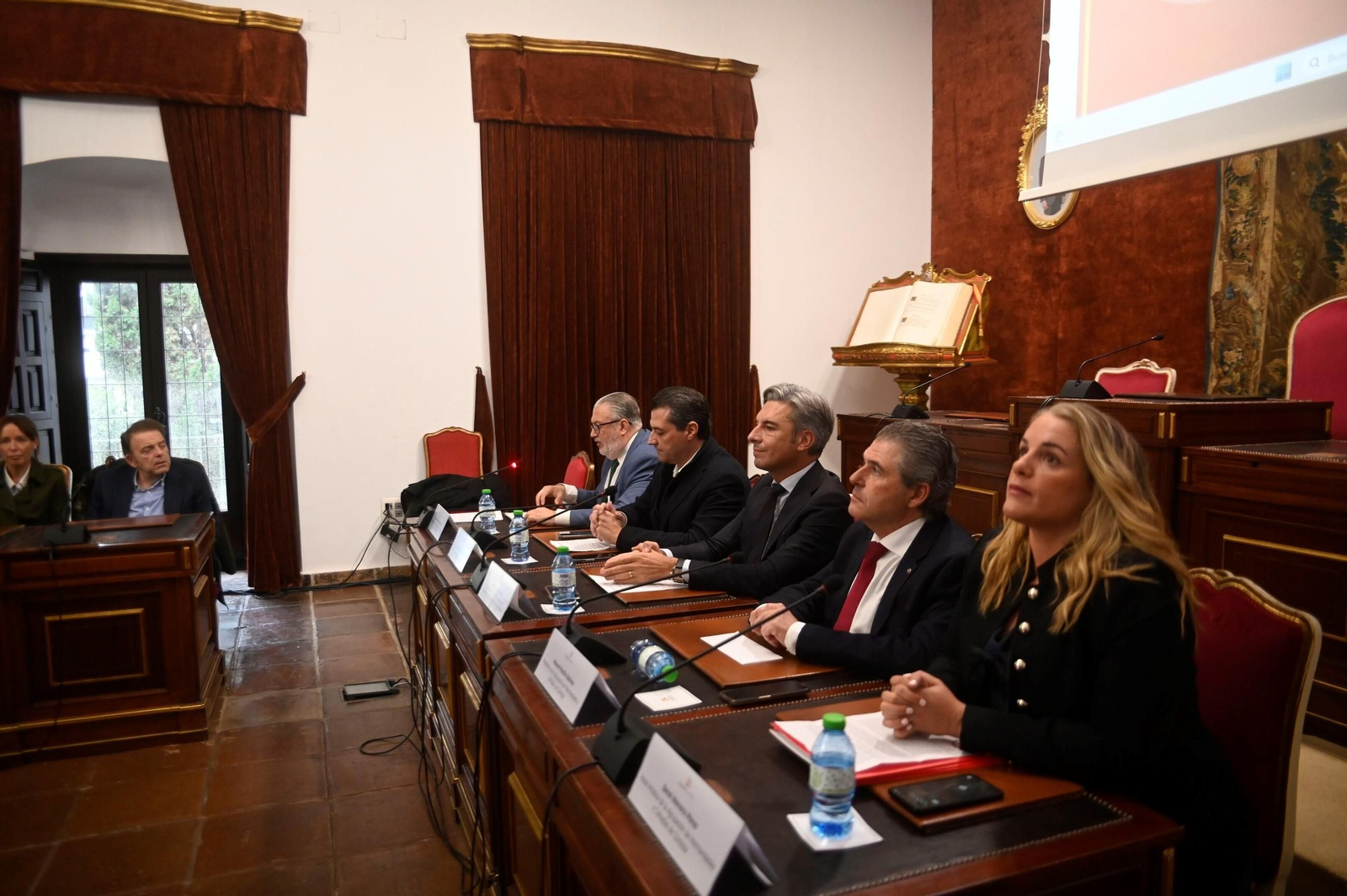 La presentación de los pregoneros, exaltadores y cartelistas de la Semana Santa y Glorias de Córdoba 2026, en fotos