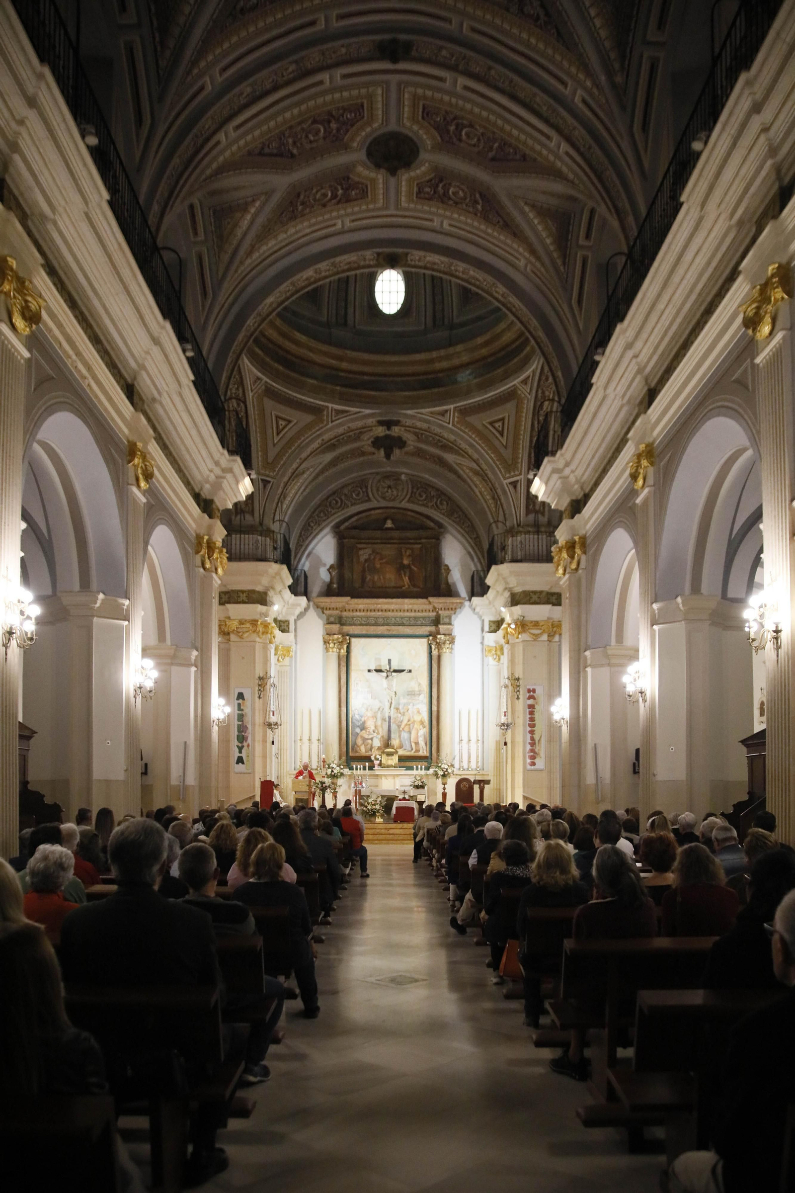 Así fue el Lignum Crucis en la Iglesia San Sebastián, en imágenes