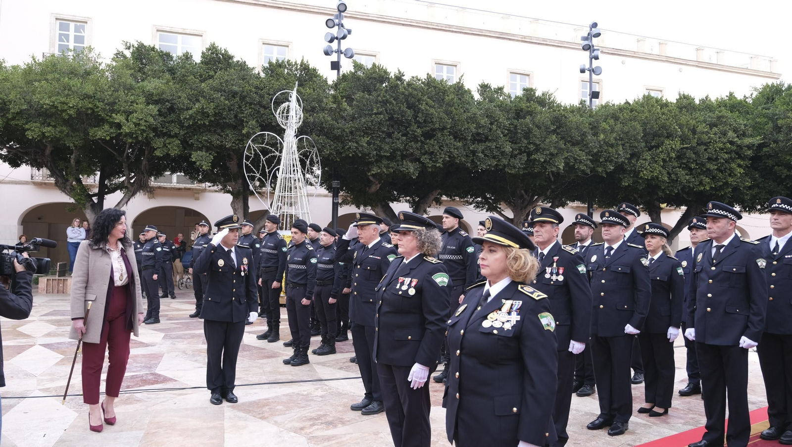 La Policía Local de Almería celebra su patrón San Esteban, en imágenes