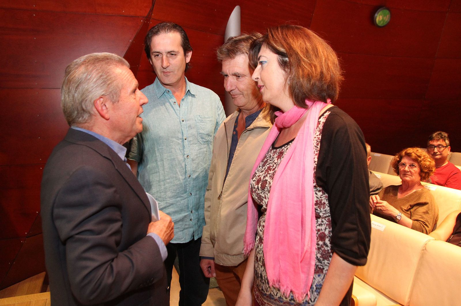 Manuel Ángel Vázquez Medel recibe el XIII Premio Ángel Serradilla, en imágenes