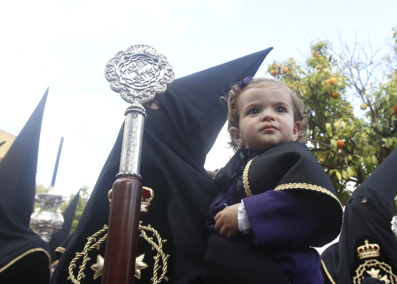 Jueves Santo en Córdoba: La procesión del Caído, en imágenes