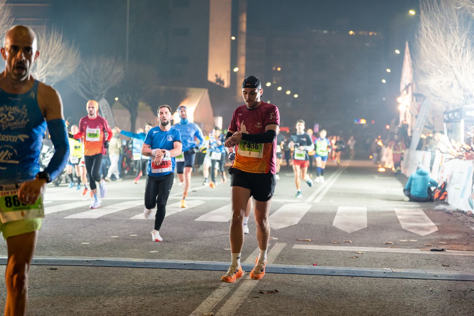 En imágenes: búscate en tu llegada a meta de la Carrera de San Antón 2026 (7)
