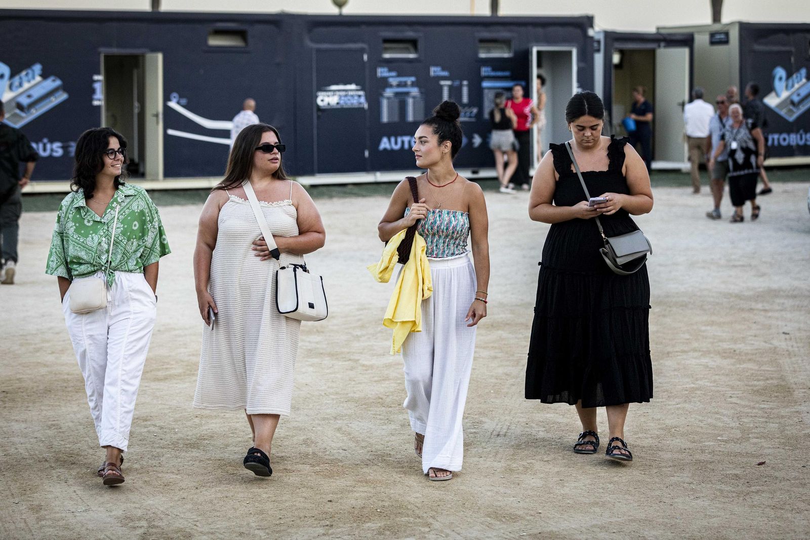 Búscate en las imágenes del concierto de Los Chichos en Concert Music de Chiclana