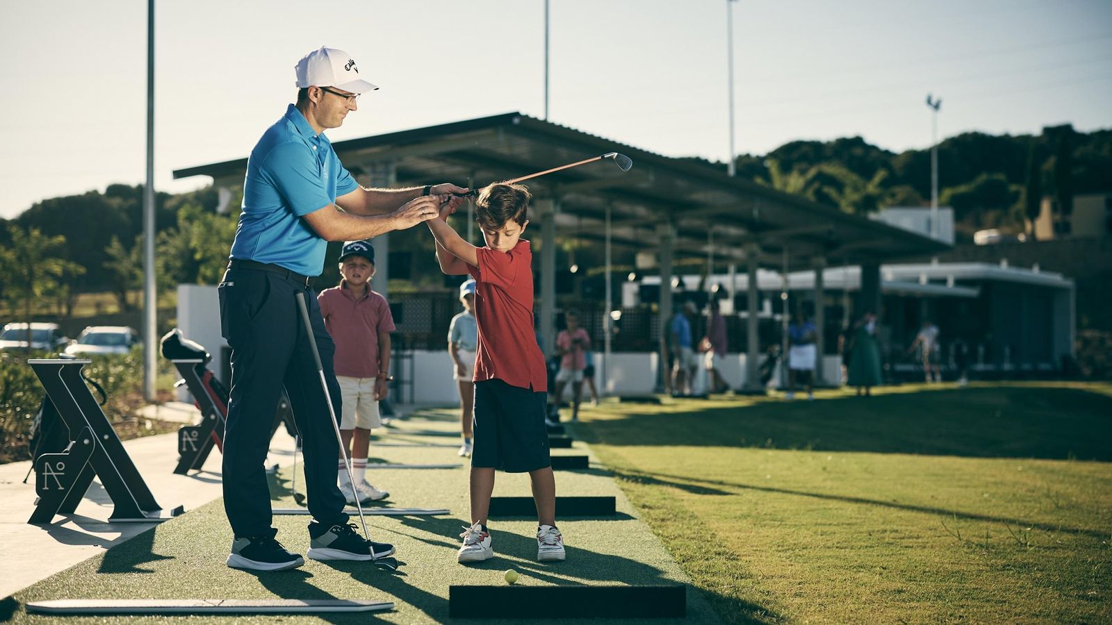 Una academia de golf de última generación para todos los niveles y edades.