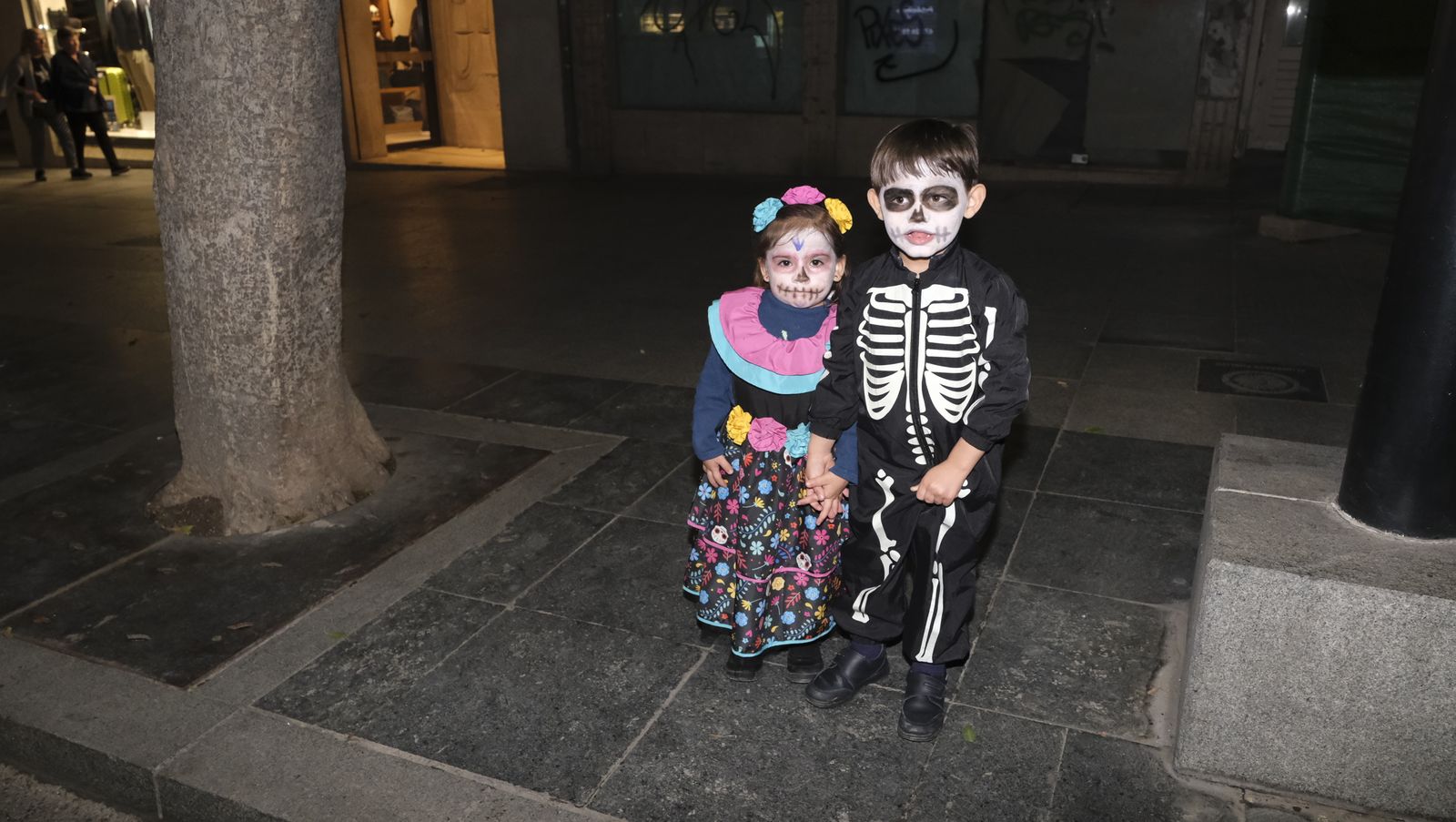Imágenes de la Noche en Negro de Almería