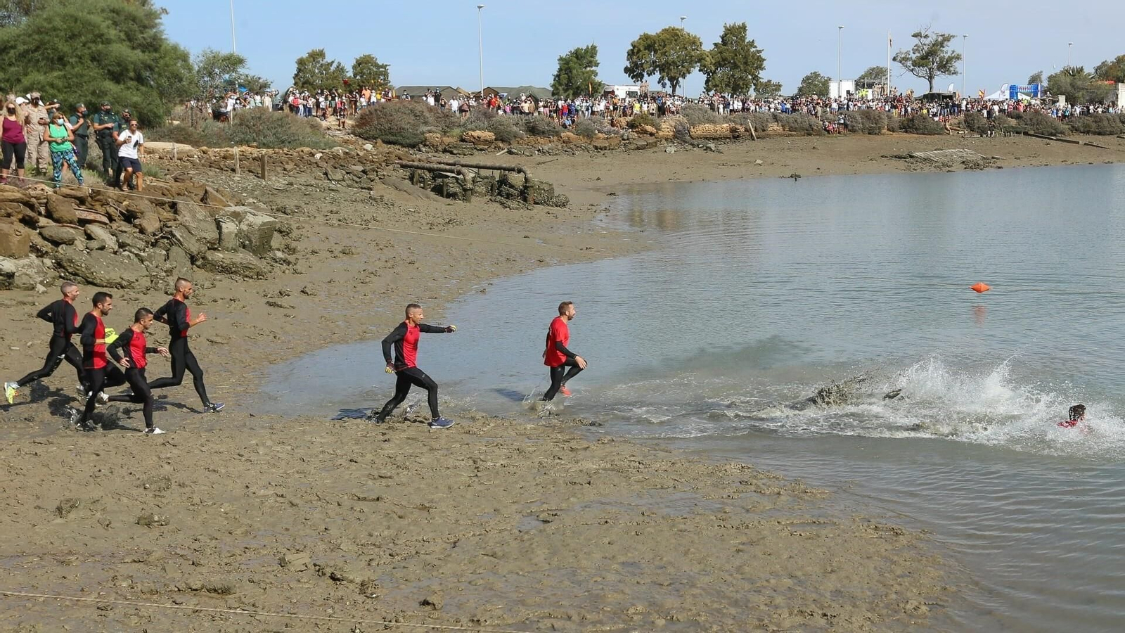 Así ha sido el espectacular retorno de la Fan Pin en San Fernando