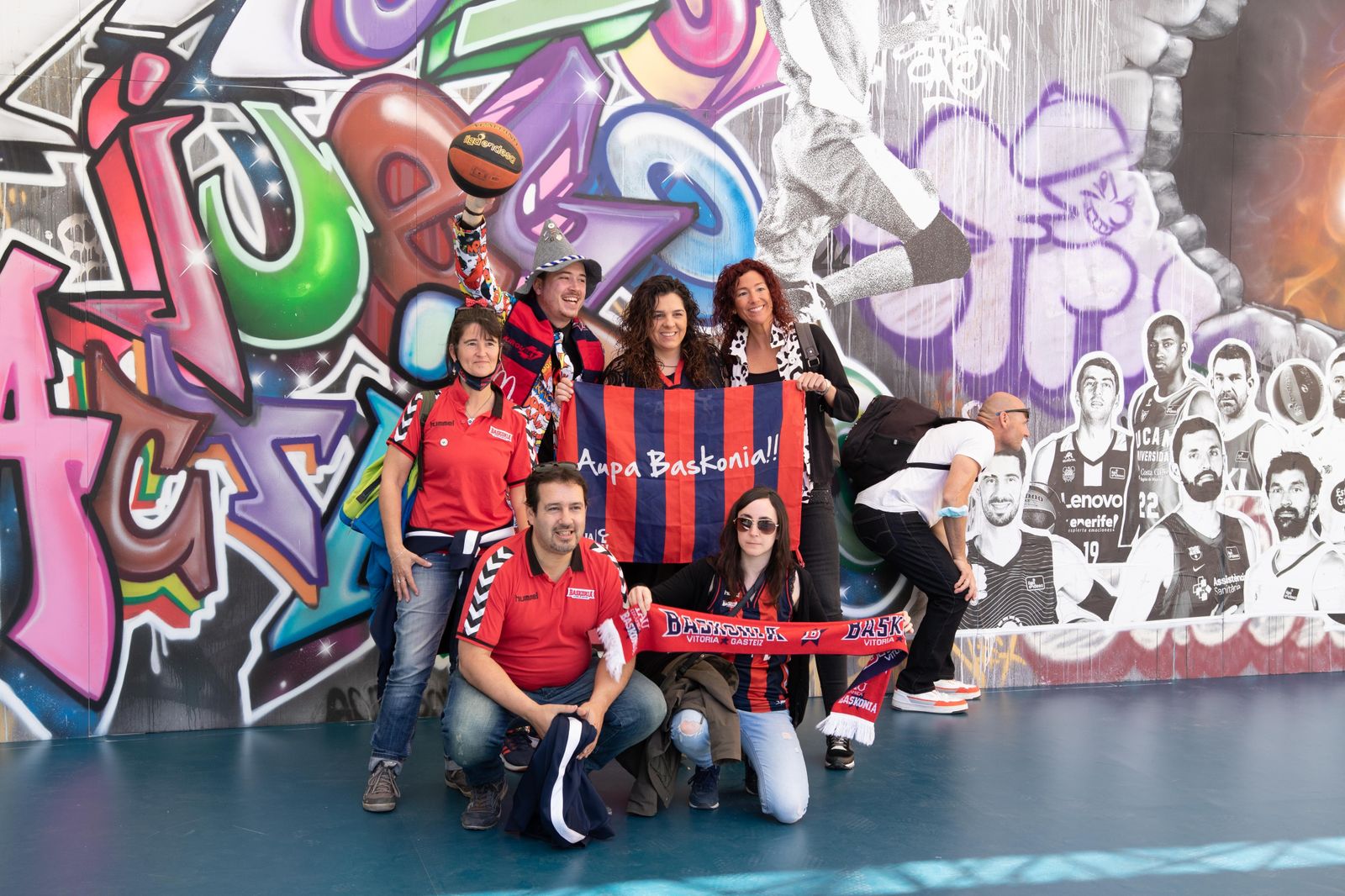 Así vive Granada la celebración de la Copa del Rey de Baloncesto