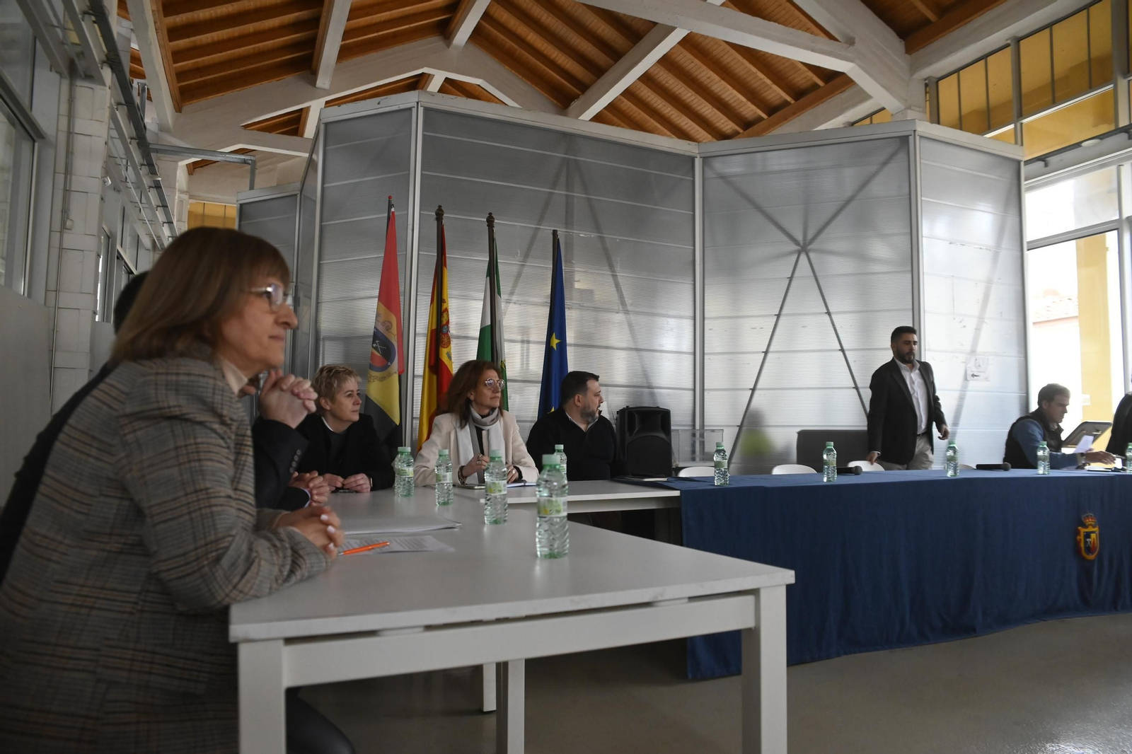El tenso pleno de la moción de censura en Peñarroya-Pueblonuevo, en imágenes
