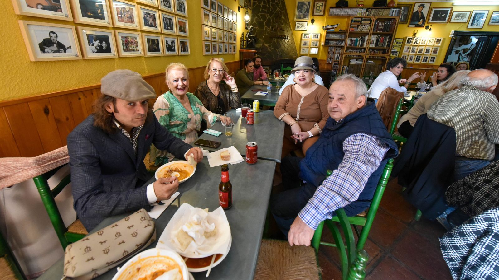 La clausura del Congreso Flamenco Antonio 'El Chaqueta' en La Peña Flamenca Cultural Linense
