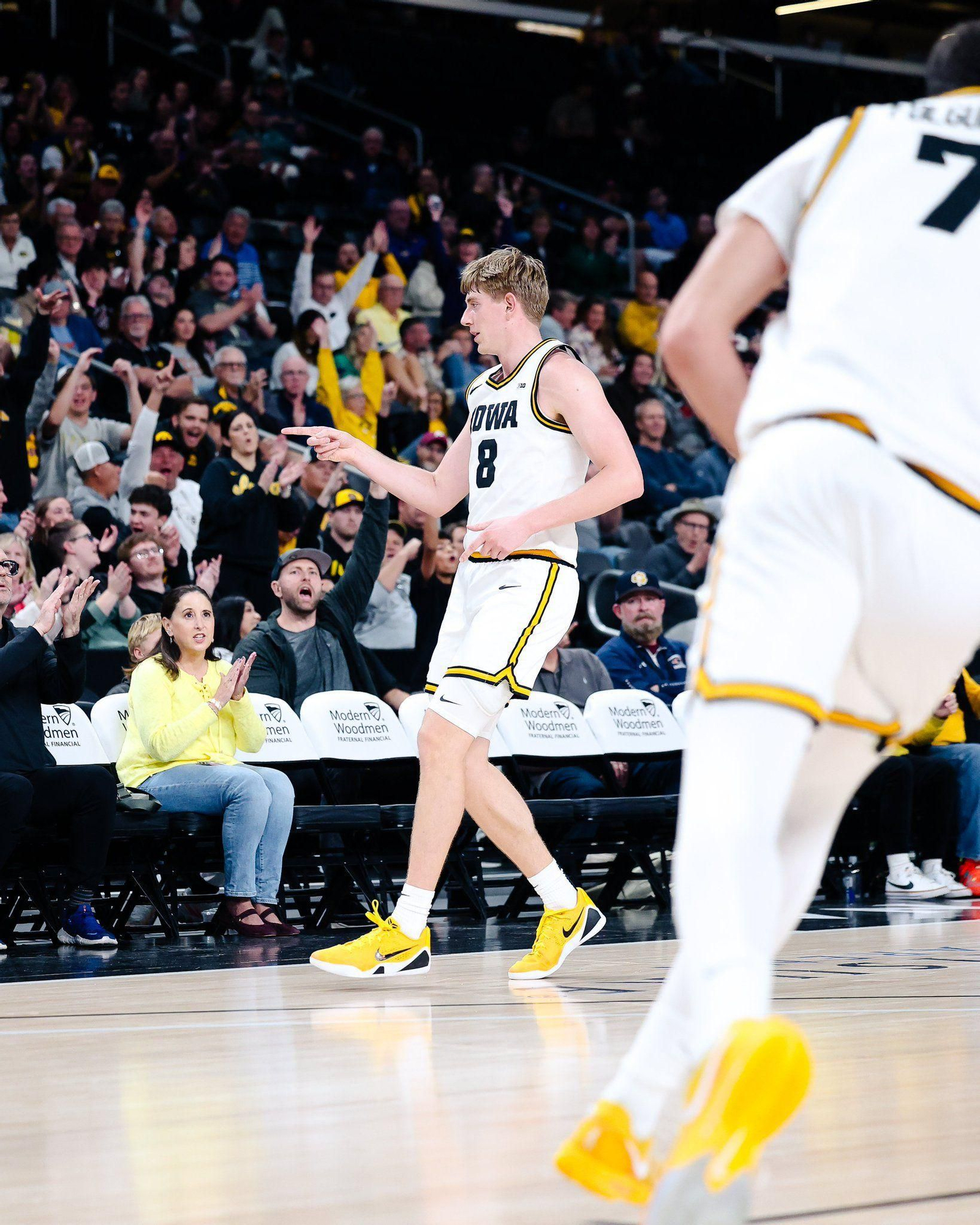 Álvaro Folgueiras, 21 minutos y creciendo en Iowa