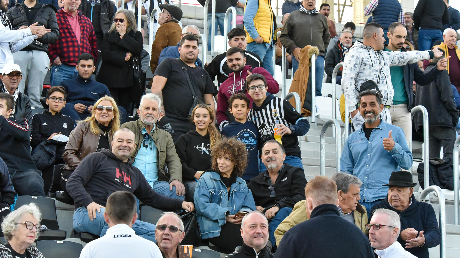 Búscate durante el Balona - UCAM Murcia en el Ciudad de La Línea