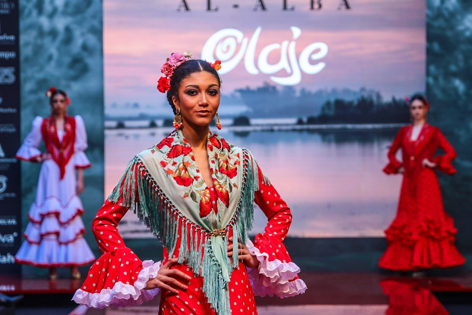 Fotografías de la Pasarela Huelva Flamenca 2026