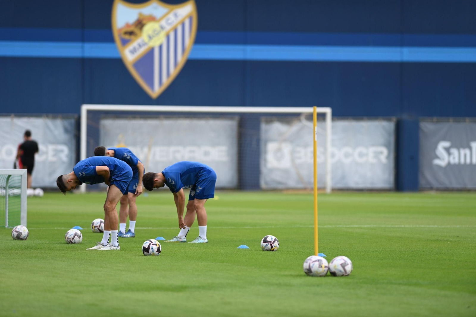 El Málaga CF mastica la derrota entrenando