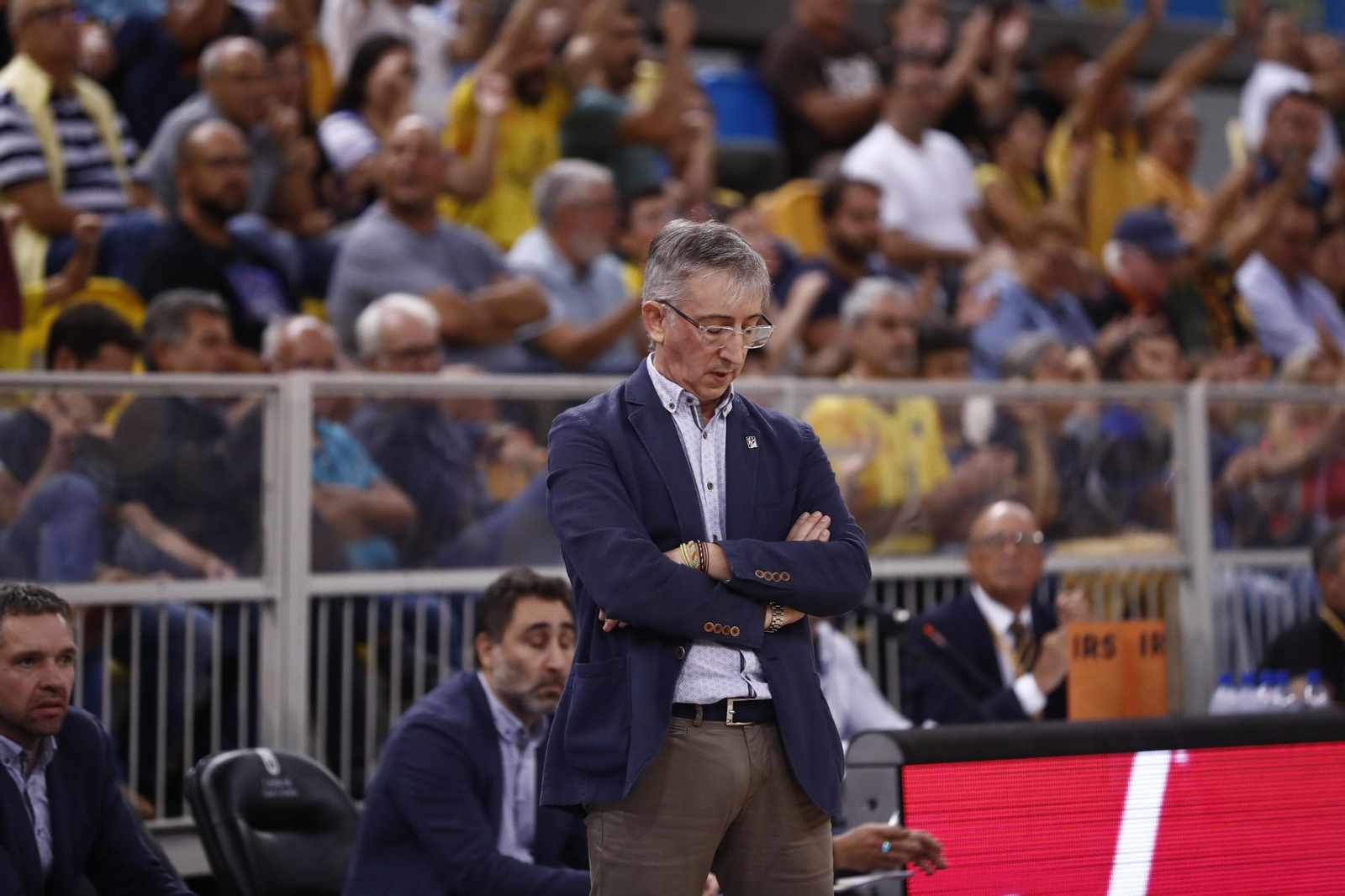 Moncho Fernández, en un partido. Moncho Fernández, en un partido.