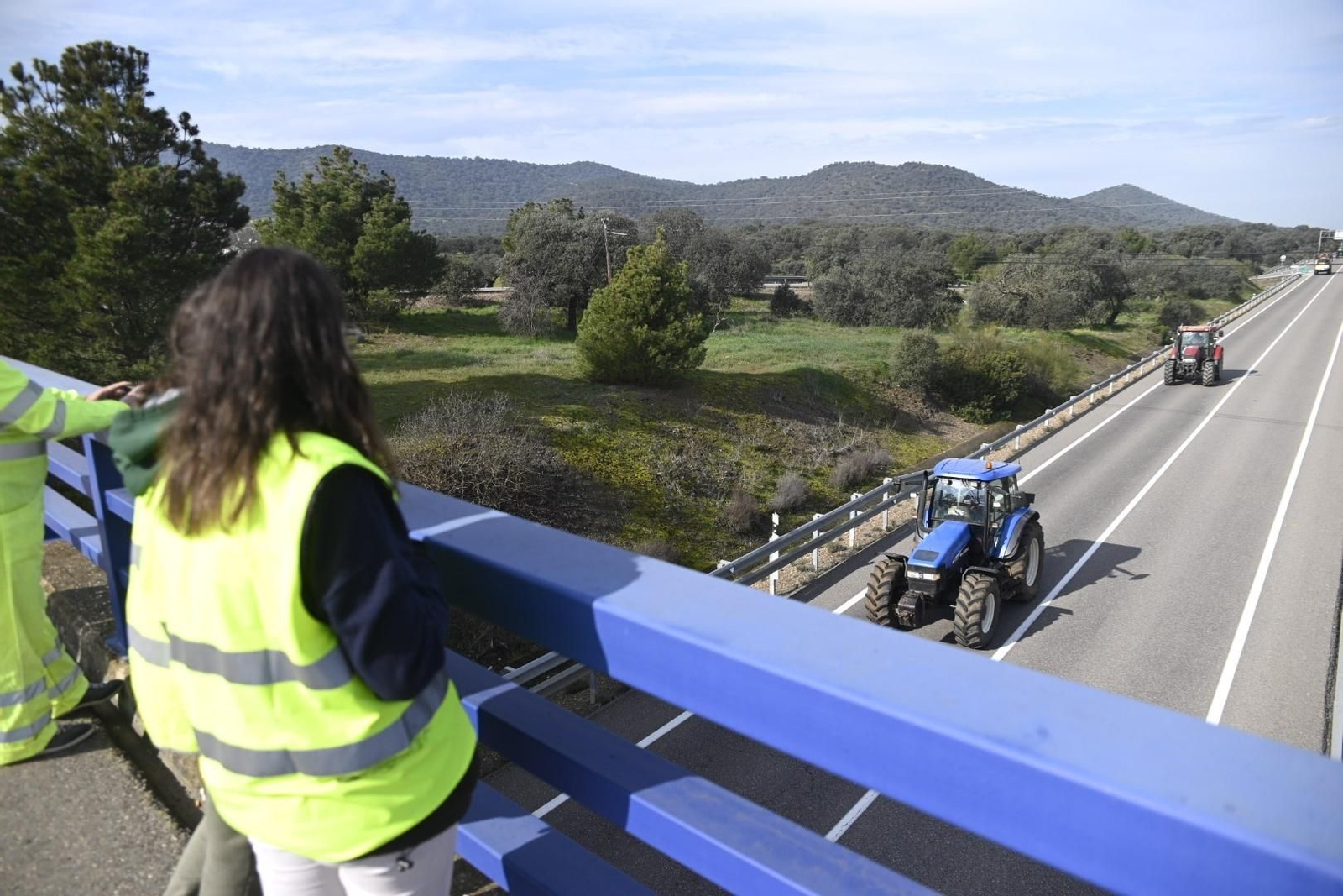 La protesta de los agricultores de la zona Norte de Córdoba, en imágenes