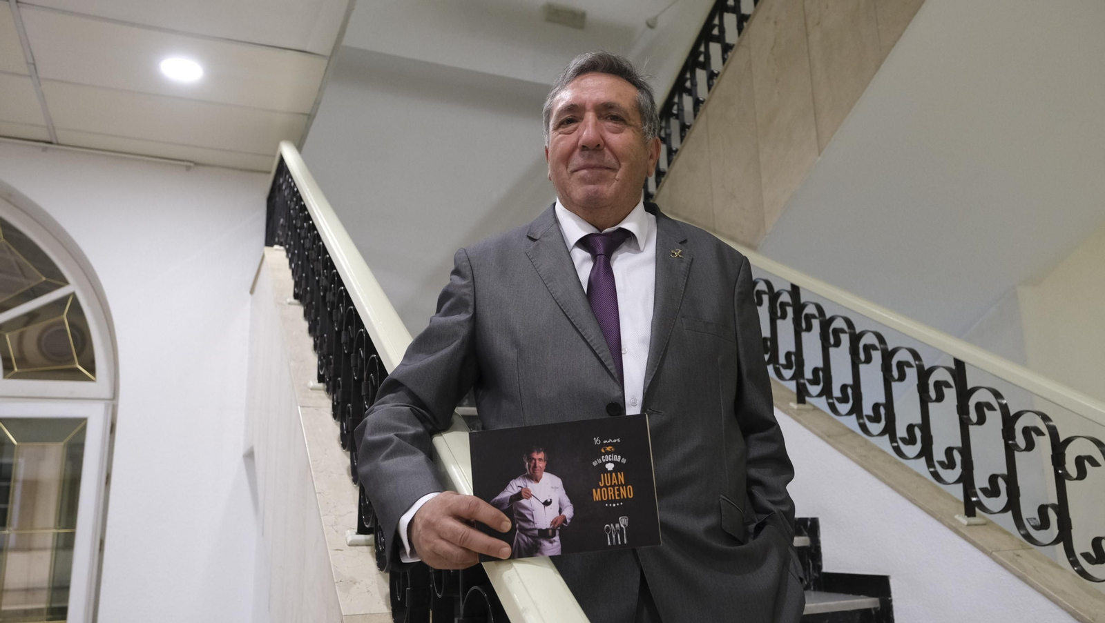 Imágenes de la presentación del libro del cocinero Juan Moreno, en la Diputación de Almería