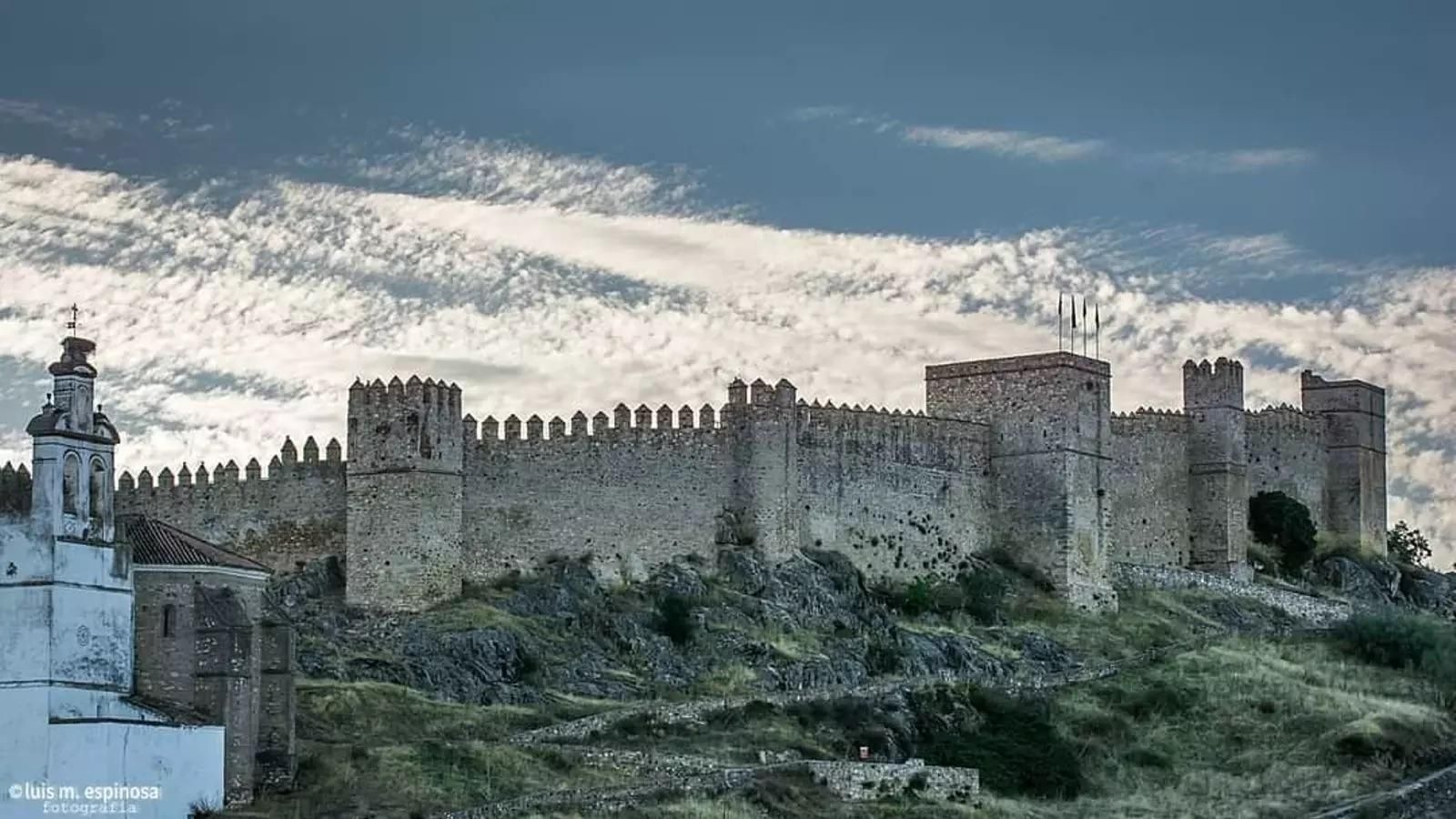 Castillo de Santa Olalla del Cala