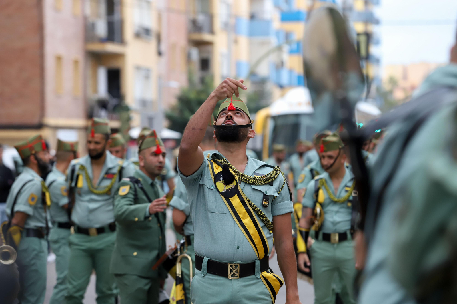 Fotos del Lunes Santo en Algeciras: Desfile de la Legión