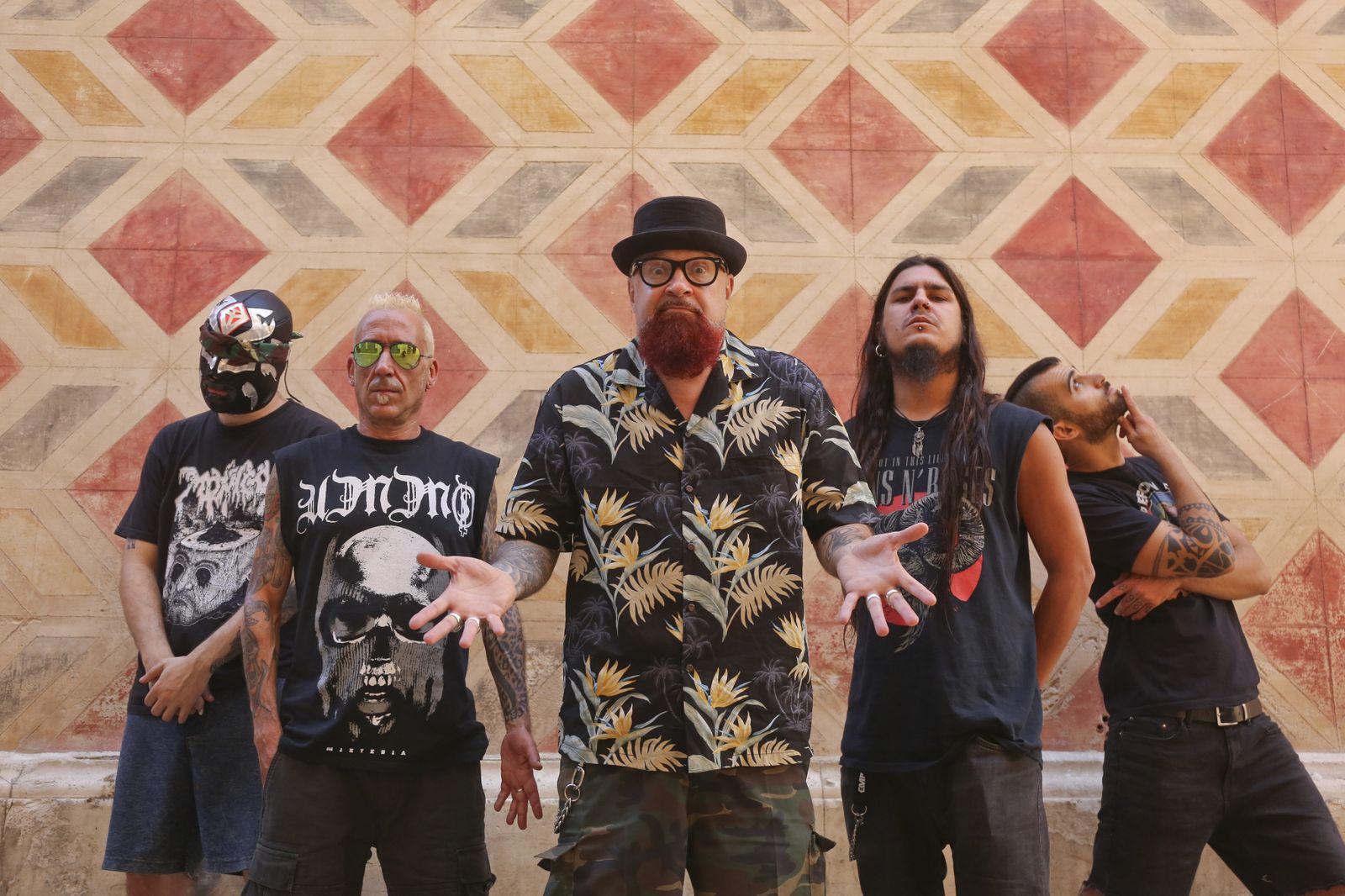 La formación actual de Def con Dos, al completo y con César Strawberry al frente, ayer, en el centro de Málaga.