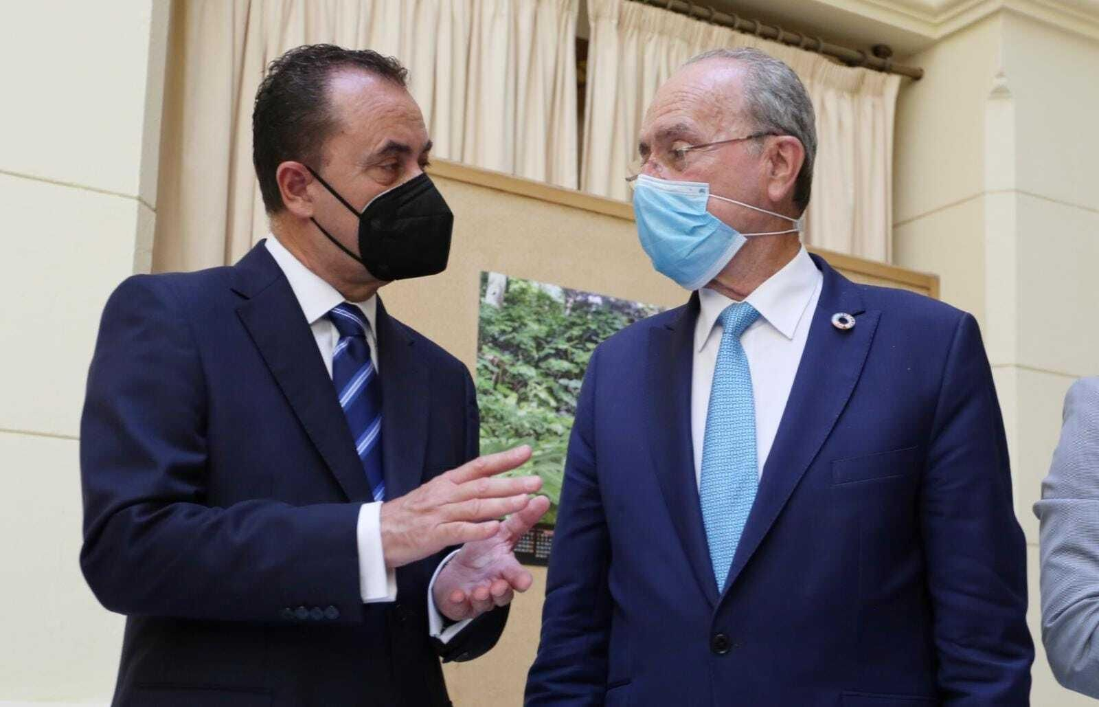 José María Muñoz y Francisco de la Torre.