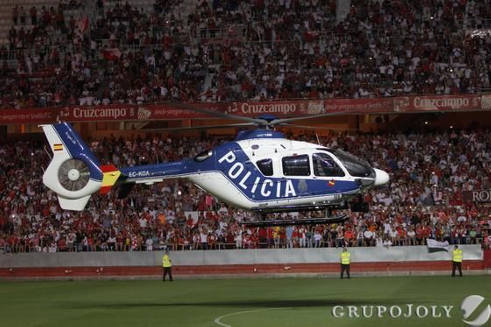 Las imágenes de la fiesta de la tercera UEFA del Sevilla