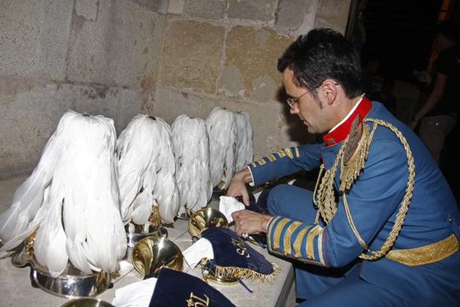 La Giralda acoge, con la banda del Sol, el rito del que se tienen noticias desde 1404.

Foto: B.Vargas