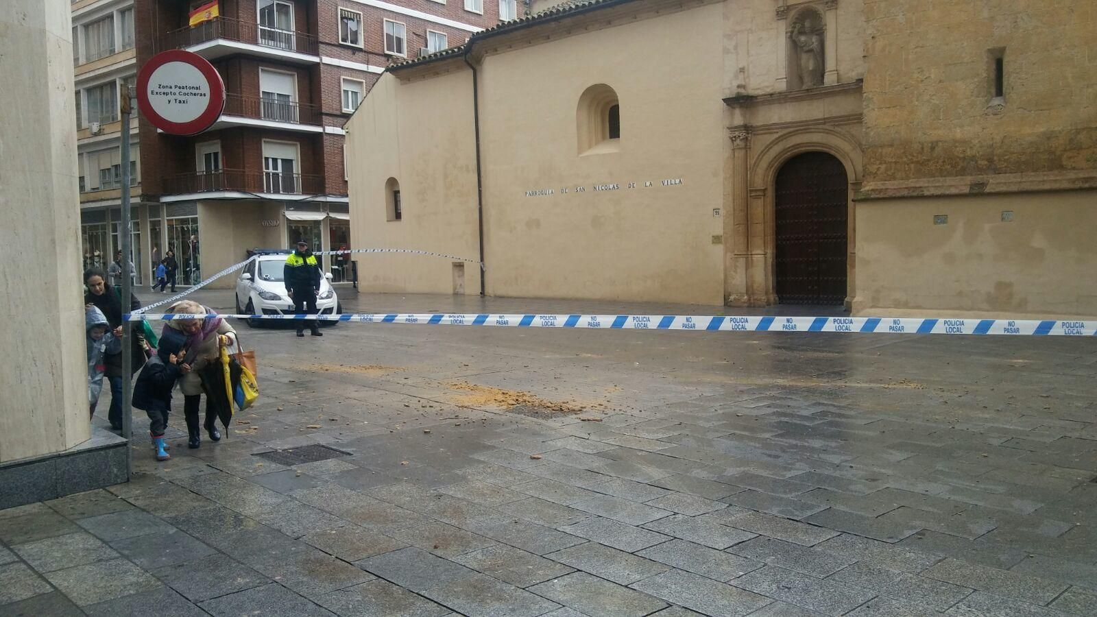 El cordón policial, en la calle Concepción.