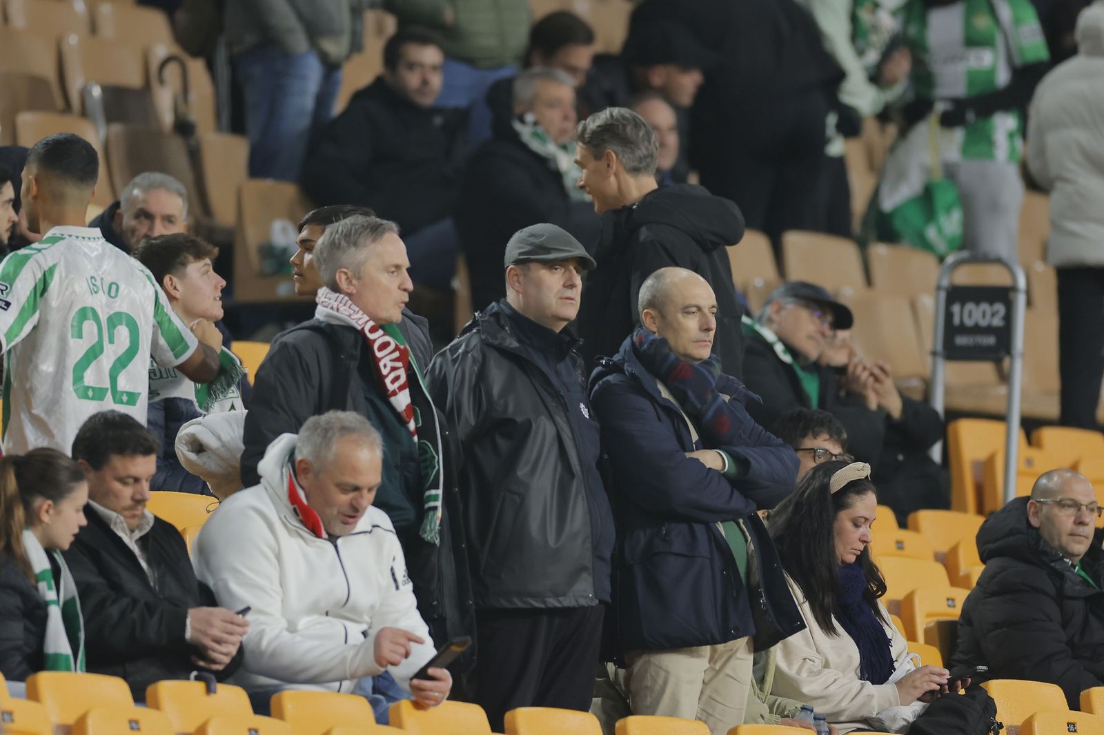 Buscate en las fotos del Betis - Feyenoord