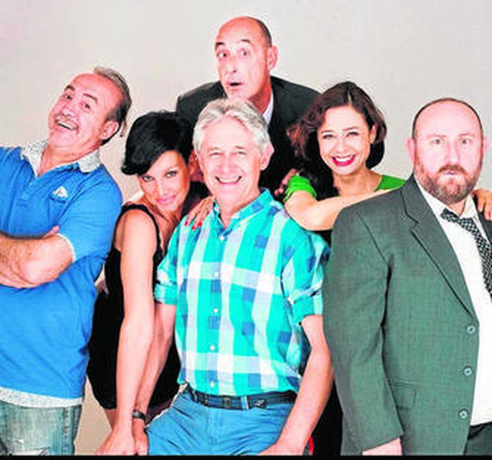 El reparto de 'Taxi', la nueva producción del Teatro Alameda, al completo.