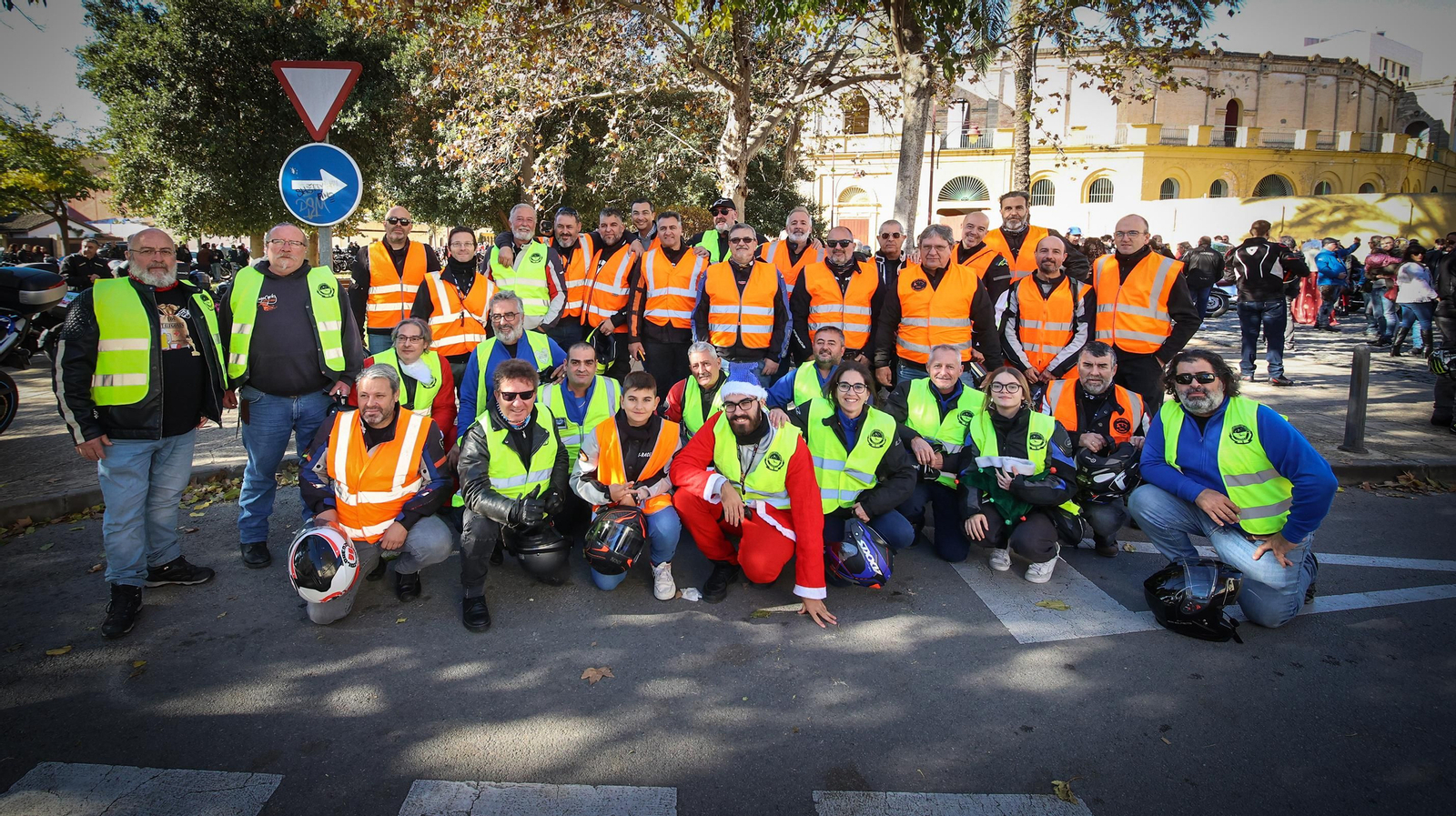 Búscate en la gran motorada solidaria celebrada en Jerez
