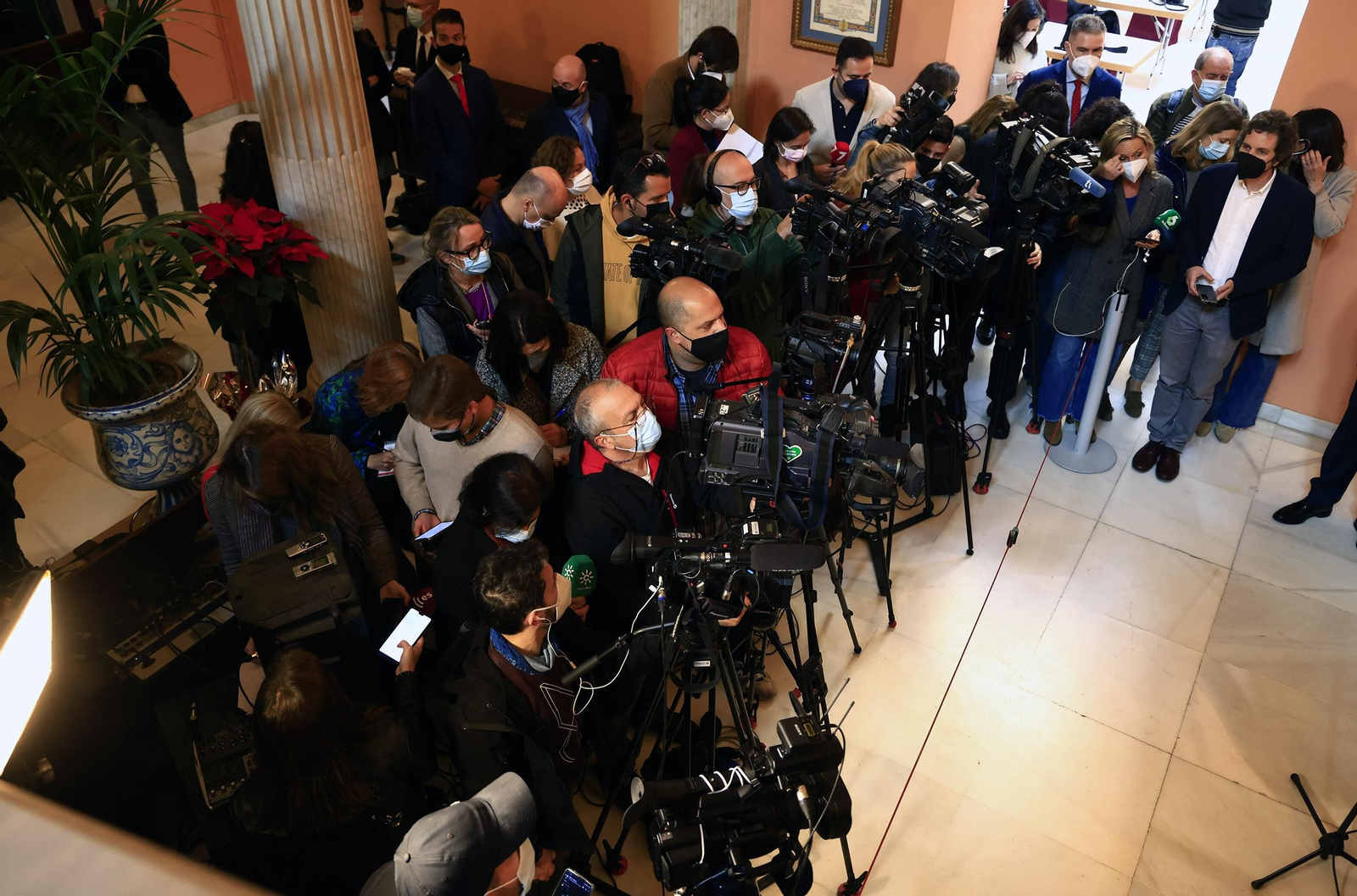 La investidura de Antonio Muñoz como Alcalde de Sevilla, en imágenes