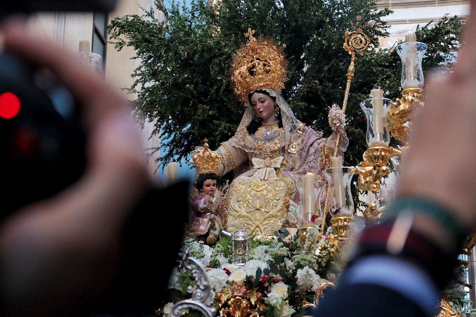 La procesión de la Divina Pastora en Málaga, en fotos