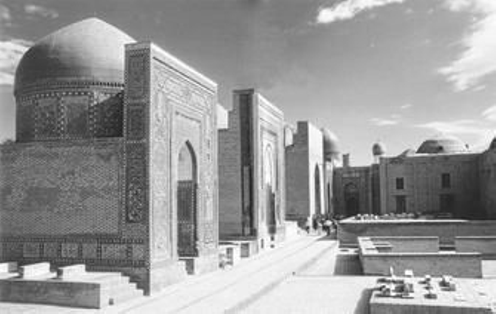 Necrópolis de Shah-i-Zindah en Samarkanda, que da una idea del esplendor del corte de Tamerlán.