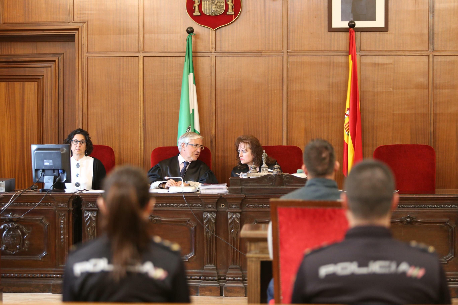 La magistrada Margarita Barros preside un juicio con jurado / BELÉN VARGAS