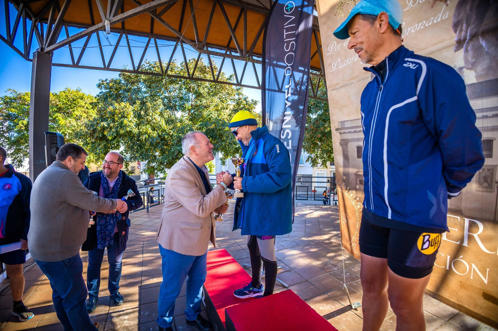 Gran ambiente en la Carrera Solidaria de la Divina Pastora en San Fernando